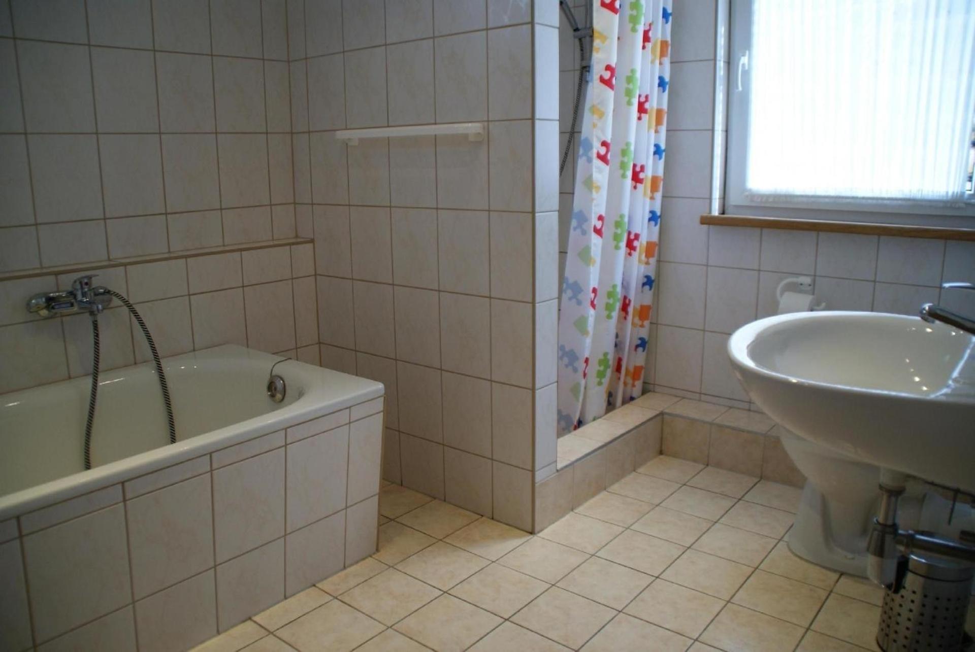 Ferienhaus Fuer 6 Personen Im Thueringer Wald Grossbreitenbach Extérieur photo